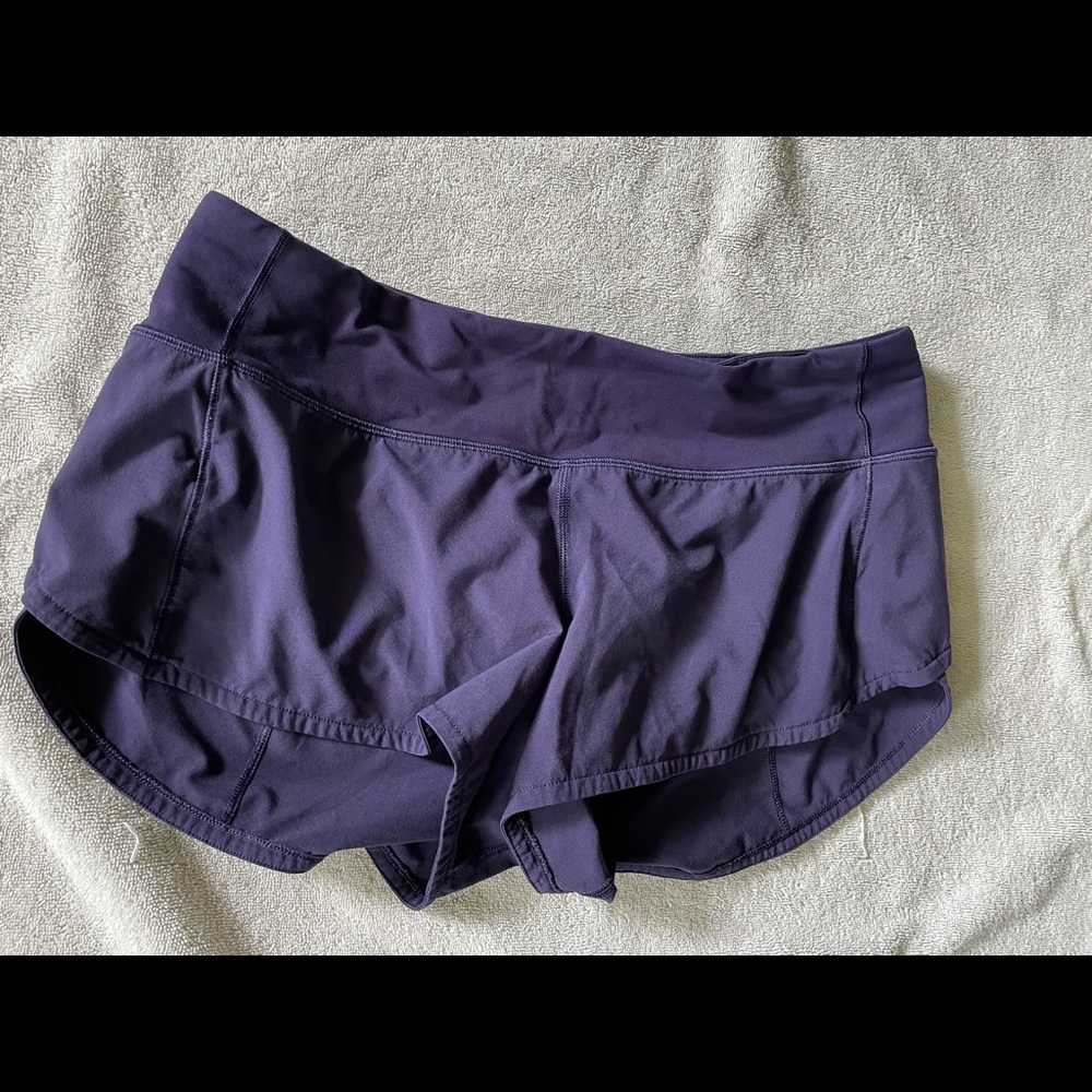 Lululemon Speed Up Shorts 2.5, size 6. Purple.